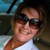 Jolande, 53 jaar uit Emmen