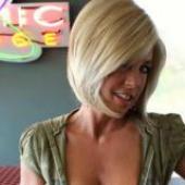 Astrid, 45 jaar uit Zeewolde