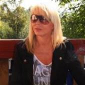 Janny, 64 jaar uit Den Haag